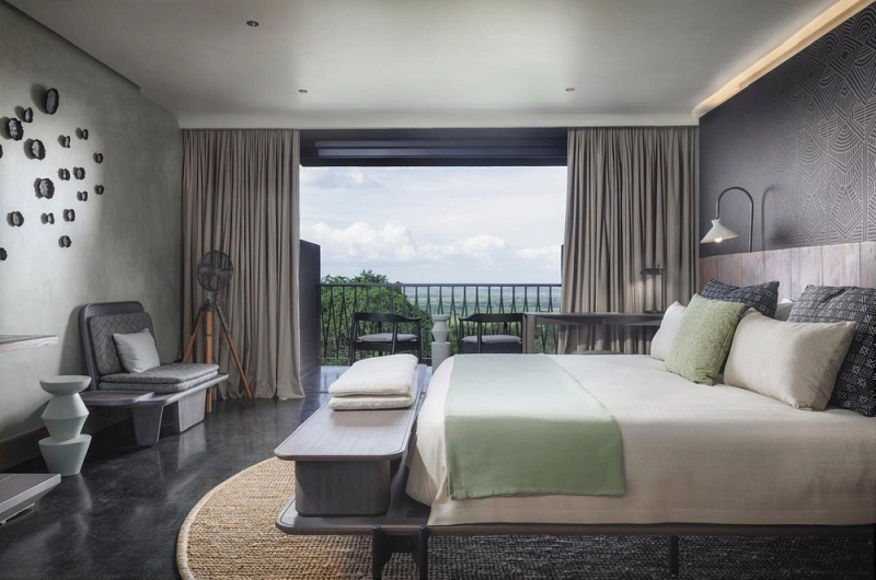 Serengeti Explorer: Luxury Adventure Tour